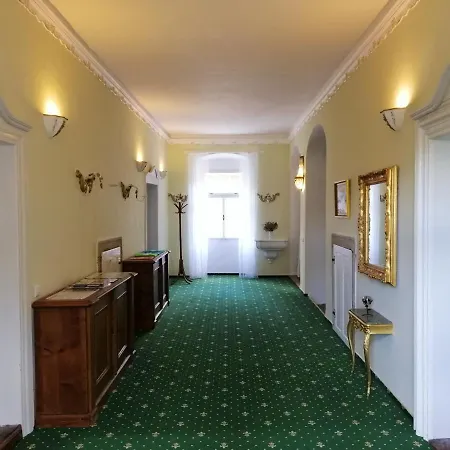 Apartman Fara Vcelakov Exterior photo